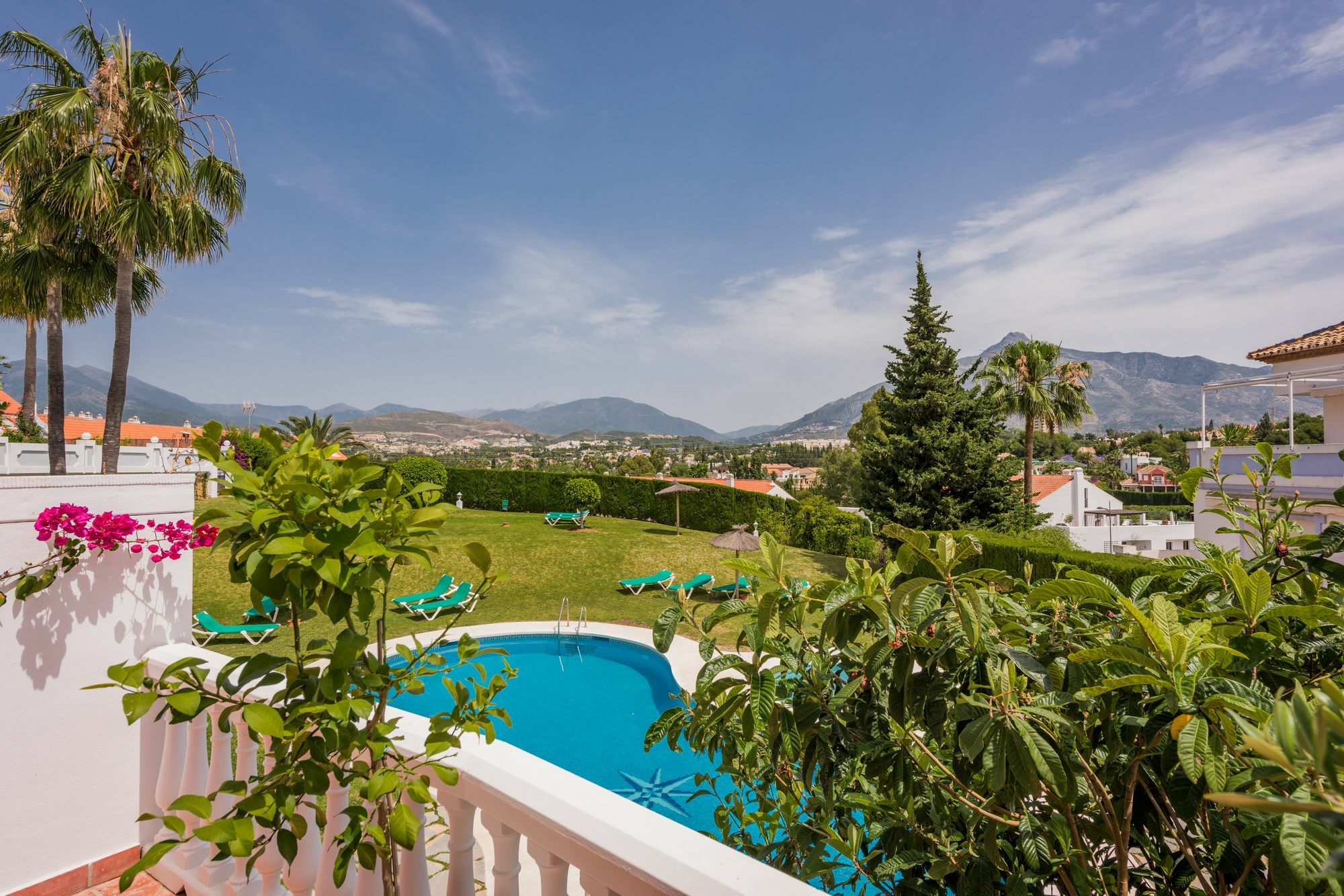 Molo 44 Suites Puerto Banus Marbella Luaran gambar